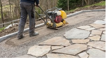 Guide til flisel�gning p� uj�vnt terr�n