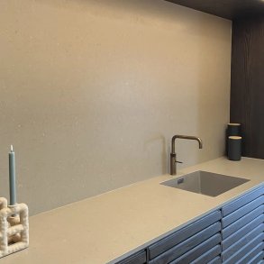 Vinduesplader Komposit Basic+ Clay Suede 20 mm.