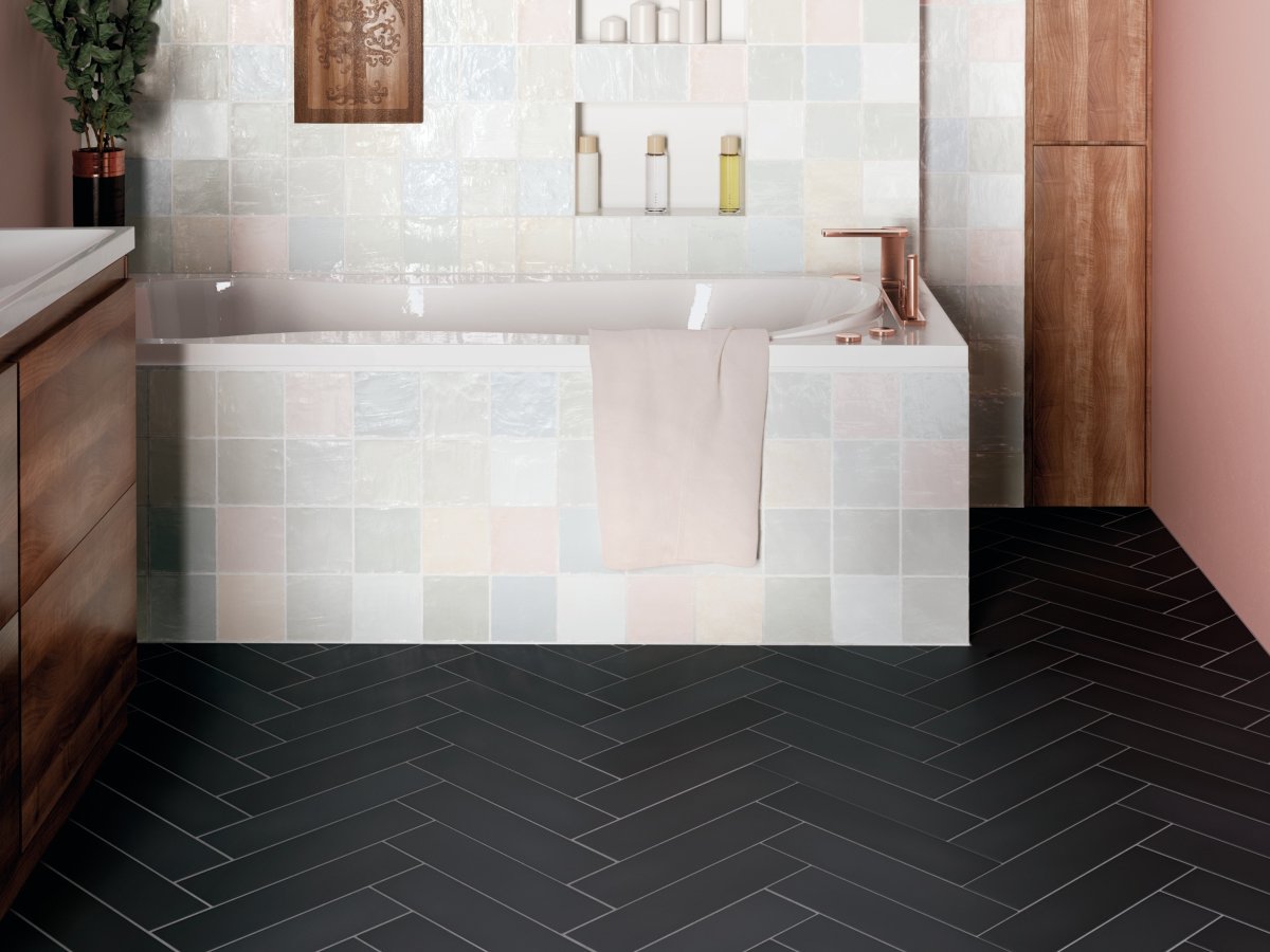 Ceramica Como Sticks - Sort Mat - Keramiske Fliser - DKfliser.dk ApS