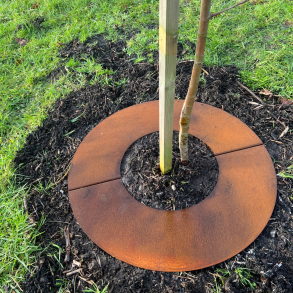 Bedafgr�nsning i cortenst�l - �62 cm.