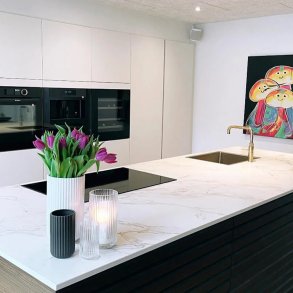 Vinduesplader Keramik Entzo Dekton Mat 20 mm.